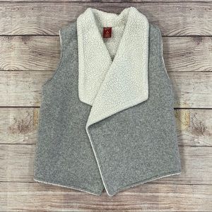 Arizona Girls Sherpa Vest